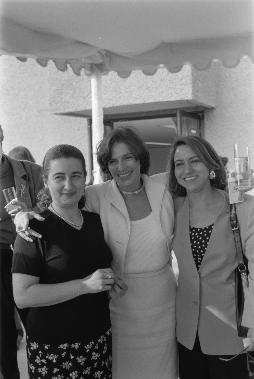 María José Esparza Liberal, Rita Eder, Angélica Velázquez Guadarrama